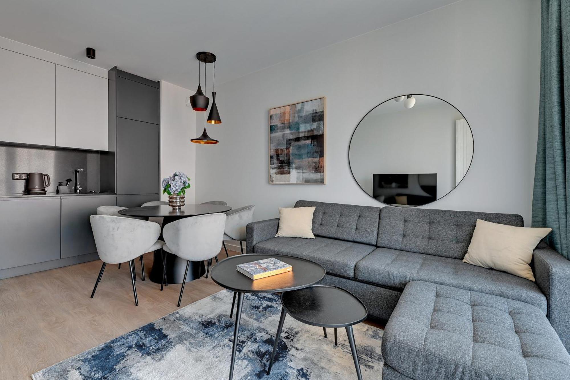 Scala 60F City Center Premium Apartments With Parking By Lion Apartments 그단스크 외부 사진