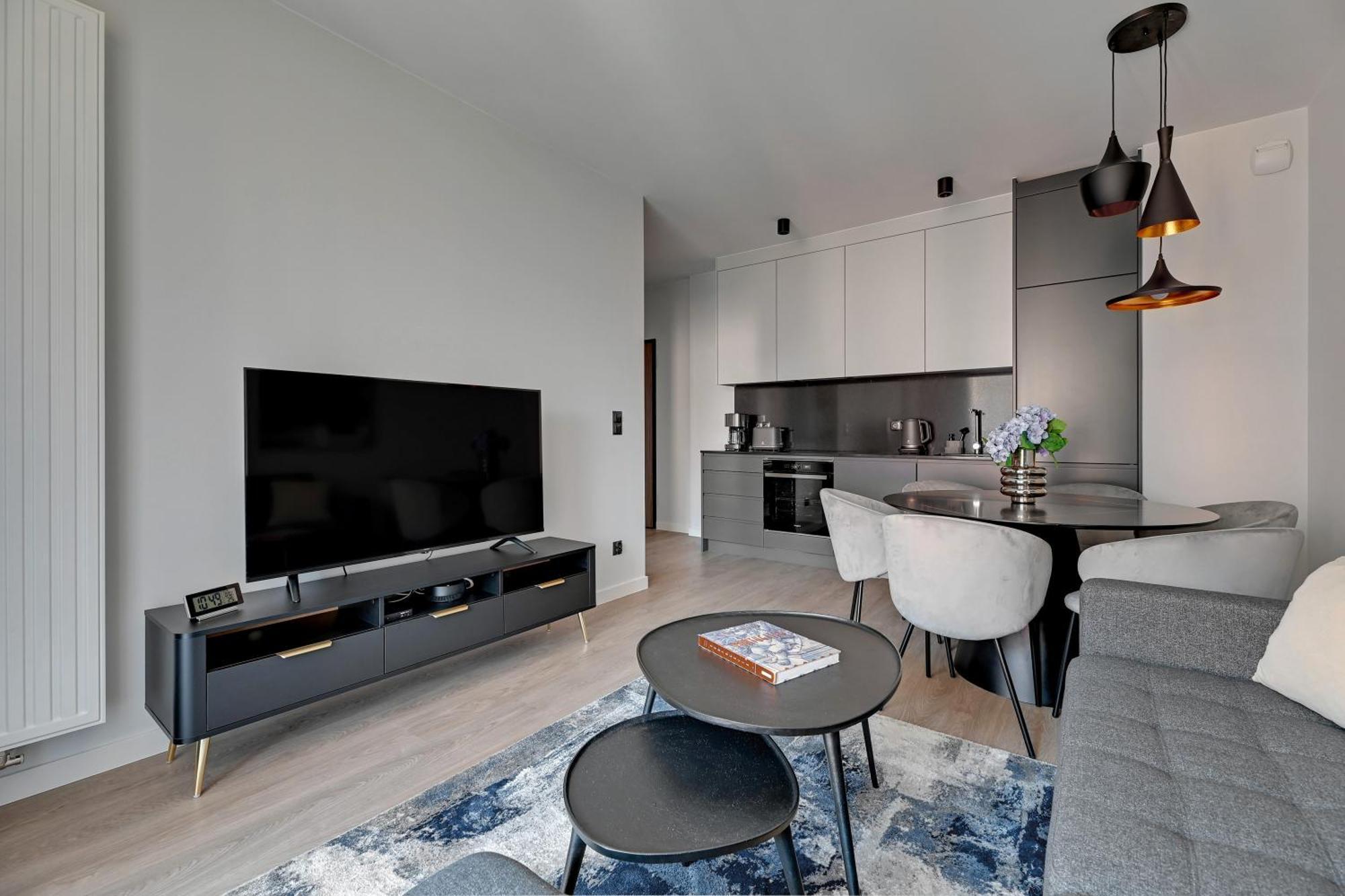 Scala 60F City Center Premium Apartments With Parking By Lion Apartments 그단스크 외부 사진