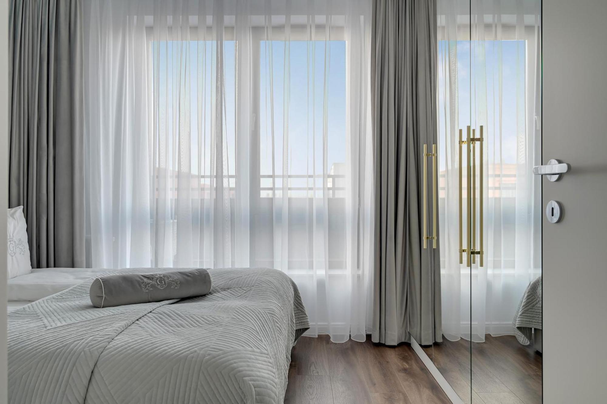 Scala 60F City Center Premium Apartments With Parking By Lion Apartments 그단스크 외부 사진