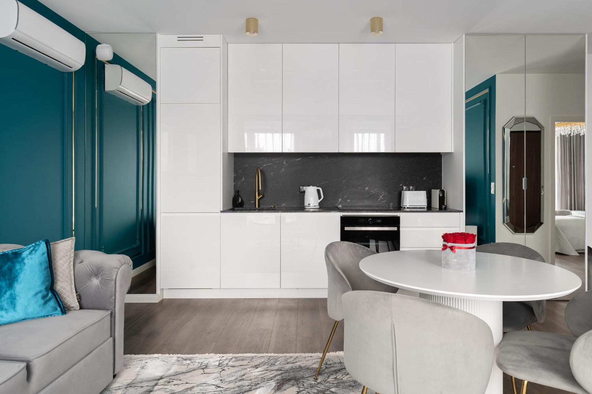 Scala 60F City Center Premium Apartments With Parking By Lion Apartments 그단스크 외부 사진